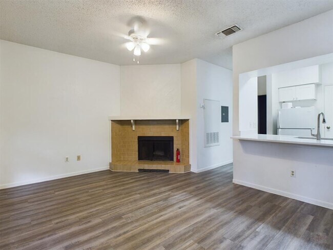 Photo - 2901 San Jacinto Blvd Unit 104