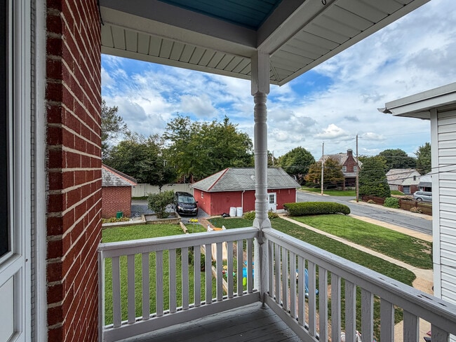 34 W Sunset Ave