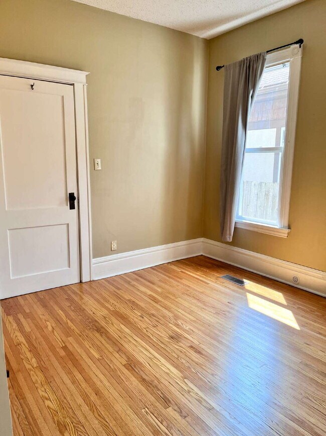 Photo - 2 Bedroom 1 Bath Duplex in St. Paul