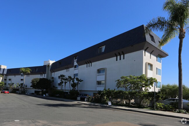 Photo - Crown Point Villa