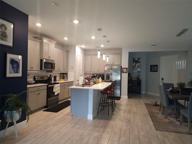 Photo - 4161 Marina Way
