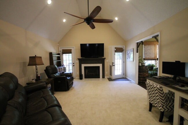 Photo - Exclusively Offered by Muse Realty Rentals, LLC
