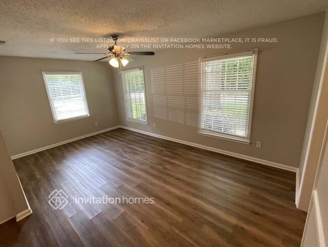Photo - 10437 White Pine Rd
