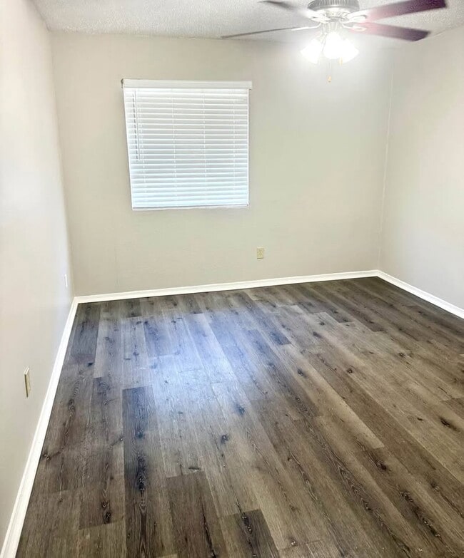 Biloxi Shores Apartments