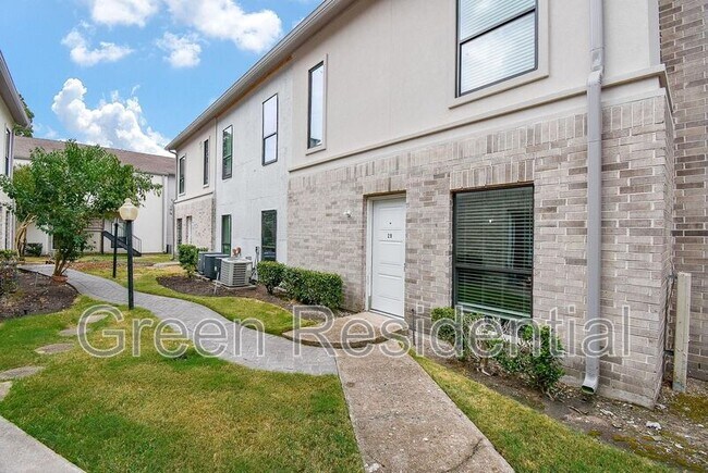 Photo - 2425 Augusta Dr