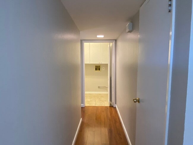 Building Photo - 5377 Sonoma Dr