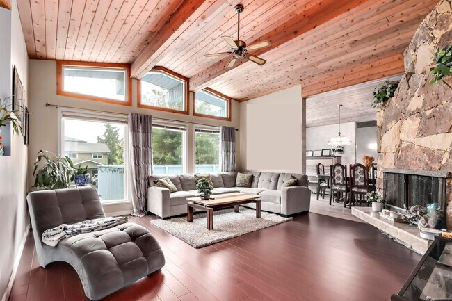 Photo - Spacious 7-Bedroom Family Home in Quiet Surrey Neighborhood with Excellent Amenities Unit House