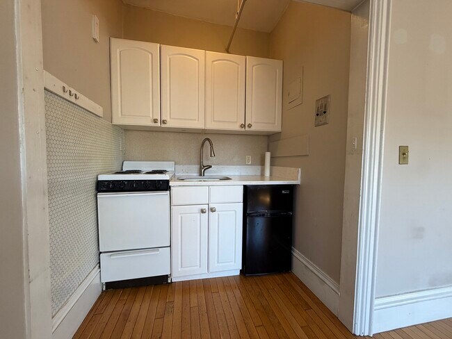 Photo - 82 Charles St Unit 4F