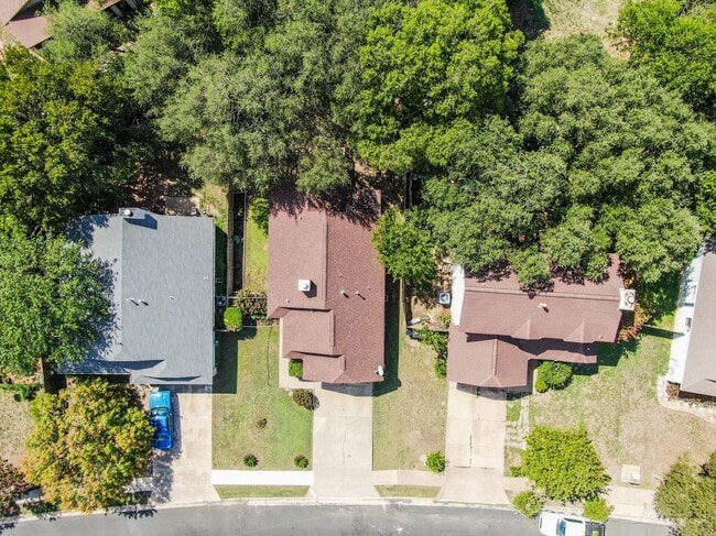 Photo - 12004 Thompkins Dr
