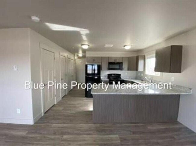 Photo - 5850 Freedom Rd