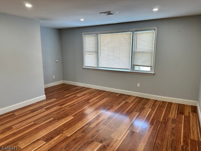 Photo - 140 Prospect St