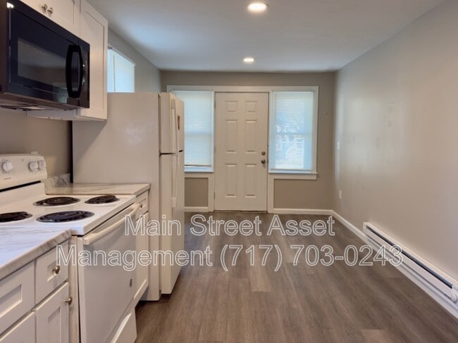 Photo - 30 S Wolf St