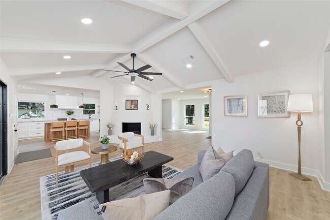 Photo - 9902 Hornpipe Ln