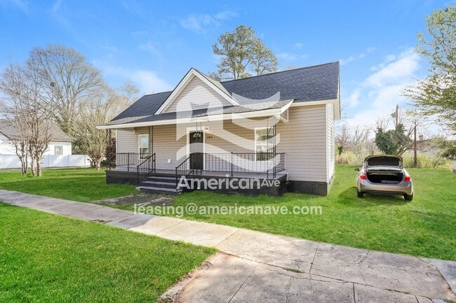 Photo - 203 Wellington St