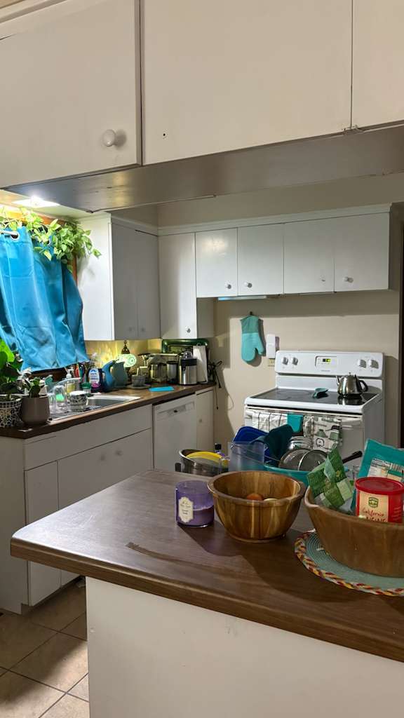 Photo - 1320 Main St