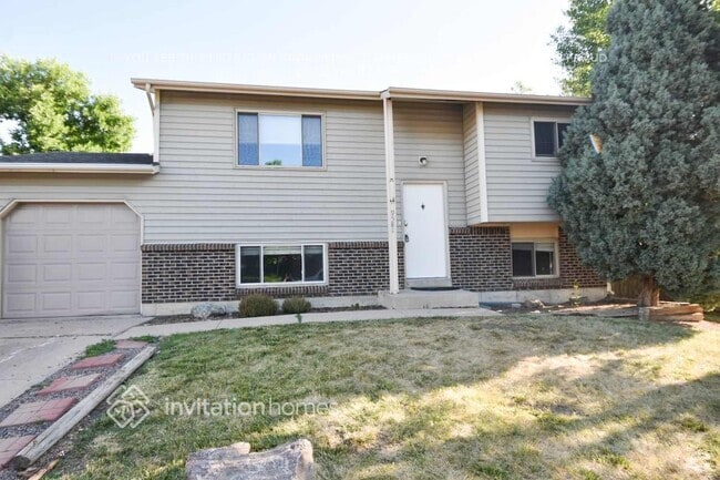 Building Photo - 9581 W Lake Ave Rental
