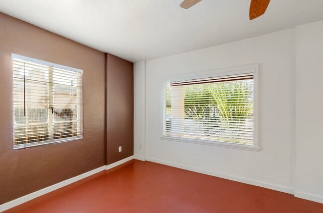 Photo - University Bungalow