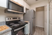 3BR, 2BA - 1,091SF - Kitchen