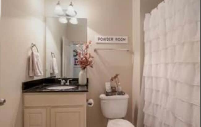 Photo - Furnished 3 bed, 3 bath Houndstooth Condo available Fall 26