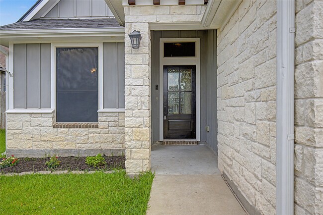 Building Photo - 2134 Markley Dr