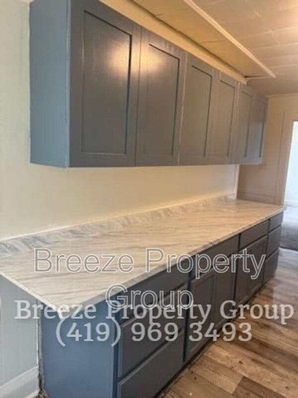 Photo - 228 Langdon St