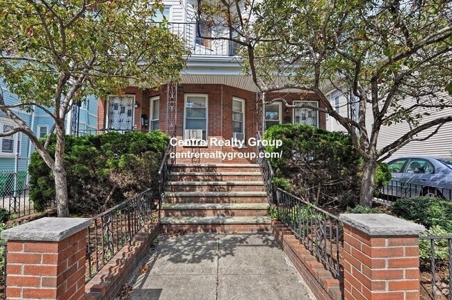 Building Photo - 15 Princeton St Unit 1 Rental