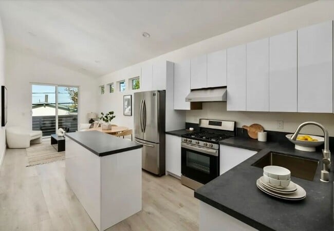 Photo - Modern Condo in Point Loma's Wooded Area