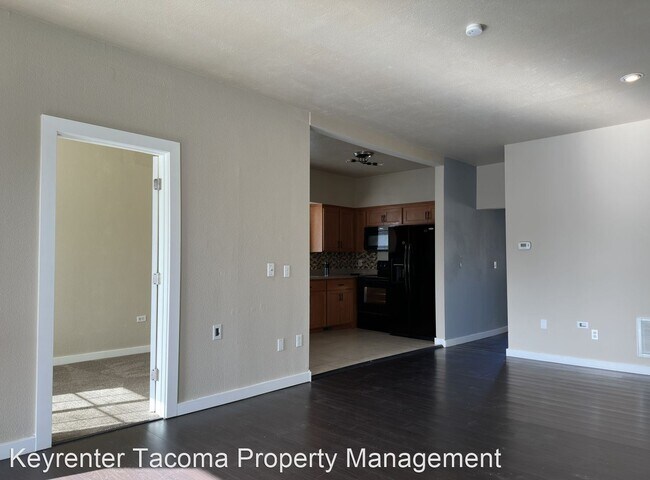 Photo - 3 br, 2 bath House - 5836 S Montgomery St