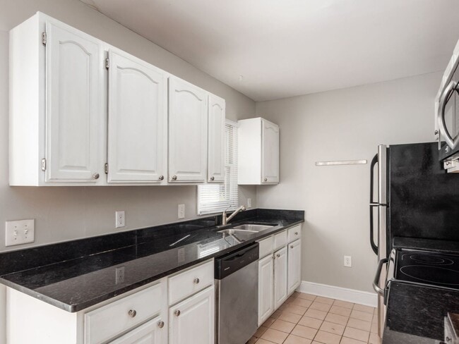 Photo - 1208 Indianola Ave