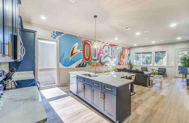Photo - 2283 Young Ave Unit SI ID1608492P