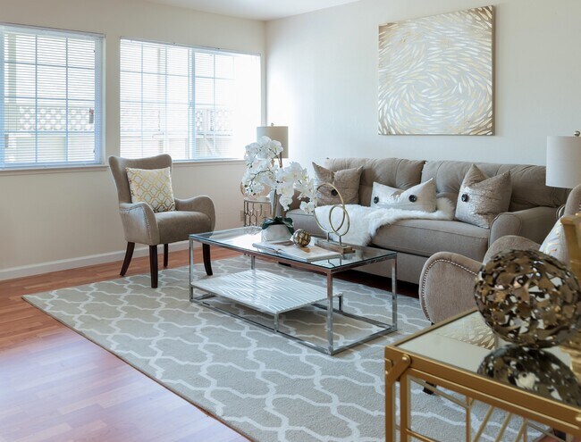 Photo - Park Villa Apartments