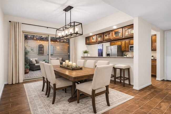 Photo - 2086 Augusta Dr