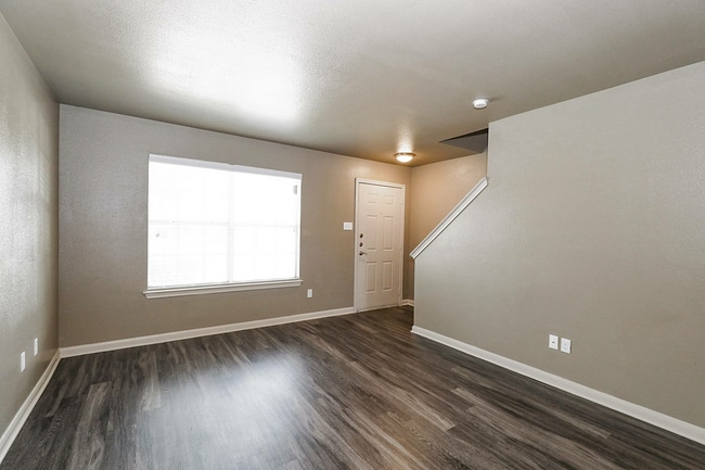 Photo - Parkland Pointe