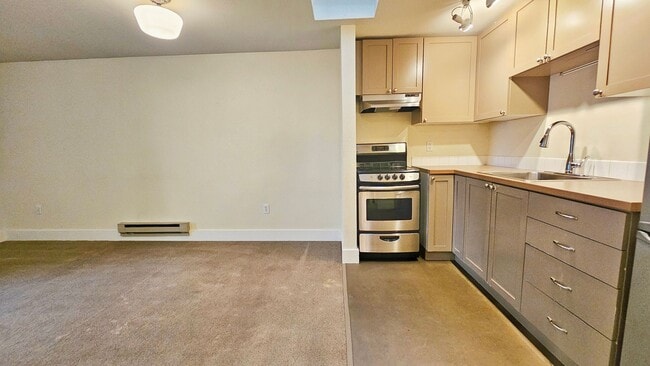 Photo - 1419 Boylston Ave Unit Apt 321