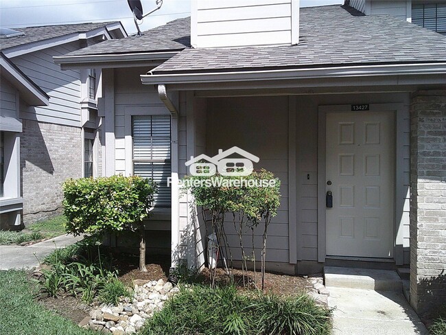 Photo - 13427 Garden Grove