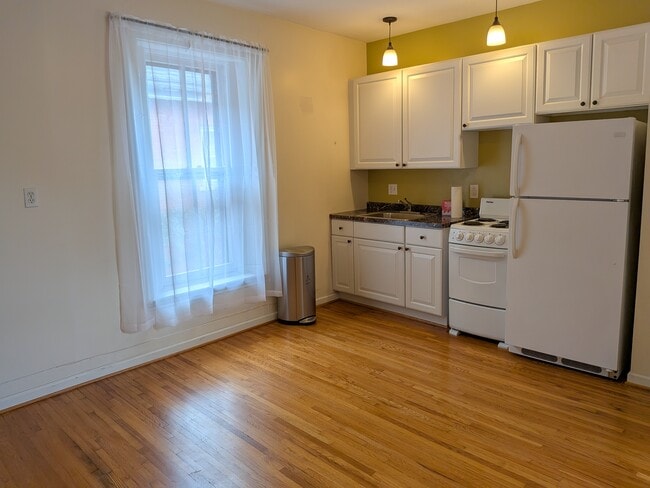 Building Photo - 516 Prospect Ave Unit Apartment