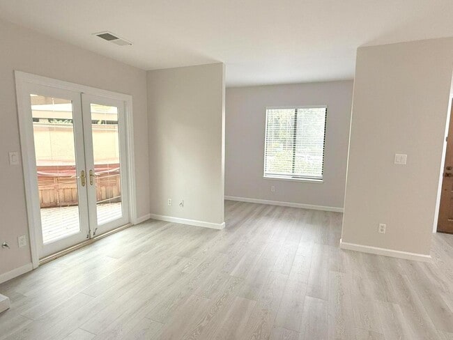 Photo - Excellent Location! Near BART, Downtown! Main Chance Estates Townhouse