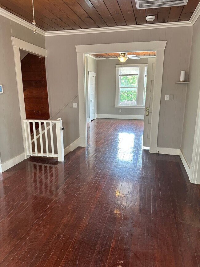 1347 Glen Oak Pl