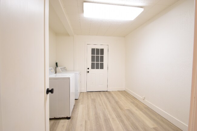 Photo - 155 W Cherry Creek Rd