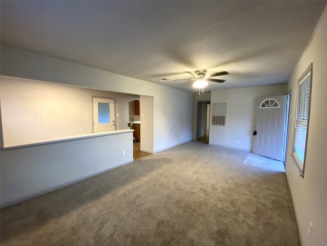 Photo - 315 S 3rd St