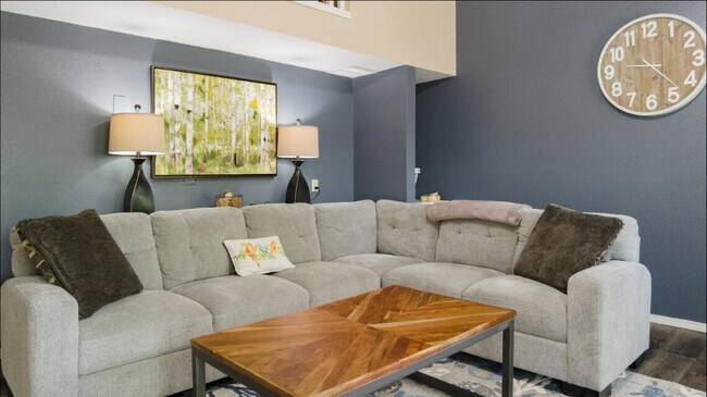 Photo - 420 Fall Creek Dr Unit 9&10