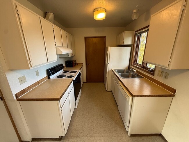 Photo - 216 N Flower-5 Unit 5