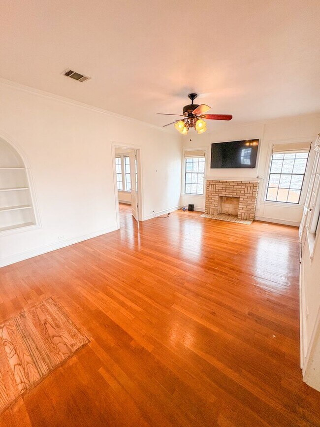 Photo - 515 N 32nd St