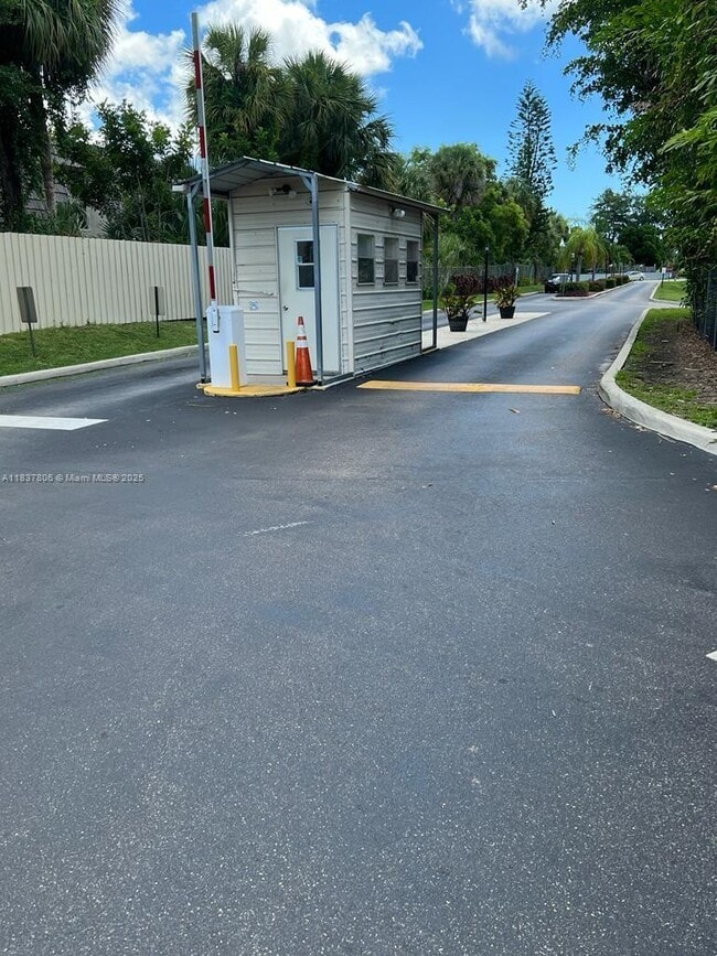 Photo - 1500 N Congress Ave Unidad A208