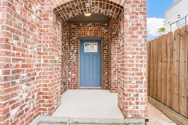 Photo - House with expansive rooftop deck overlook...