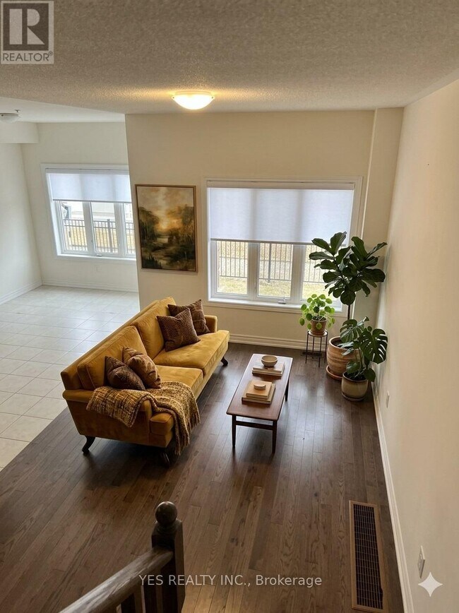 Photo - 17 Brixham Ln