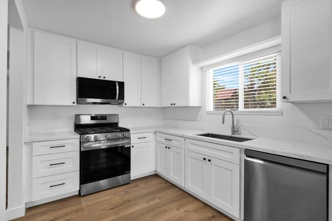 Building Photo - 428-72 W Los Angeles Dr Unit 472 #2