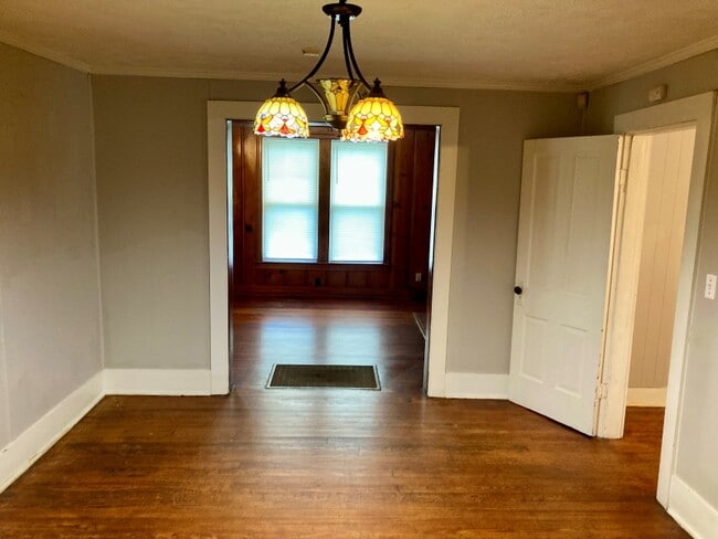 Photo - 427 Fairmont Ave