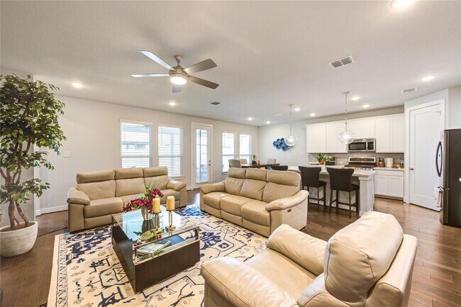 Photo - 9210 Lair Cove Dr