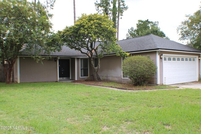 Building Photo - 10315 Docksider Dr E Rental